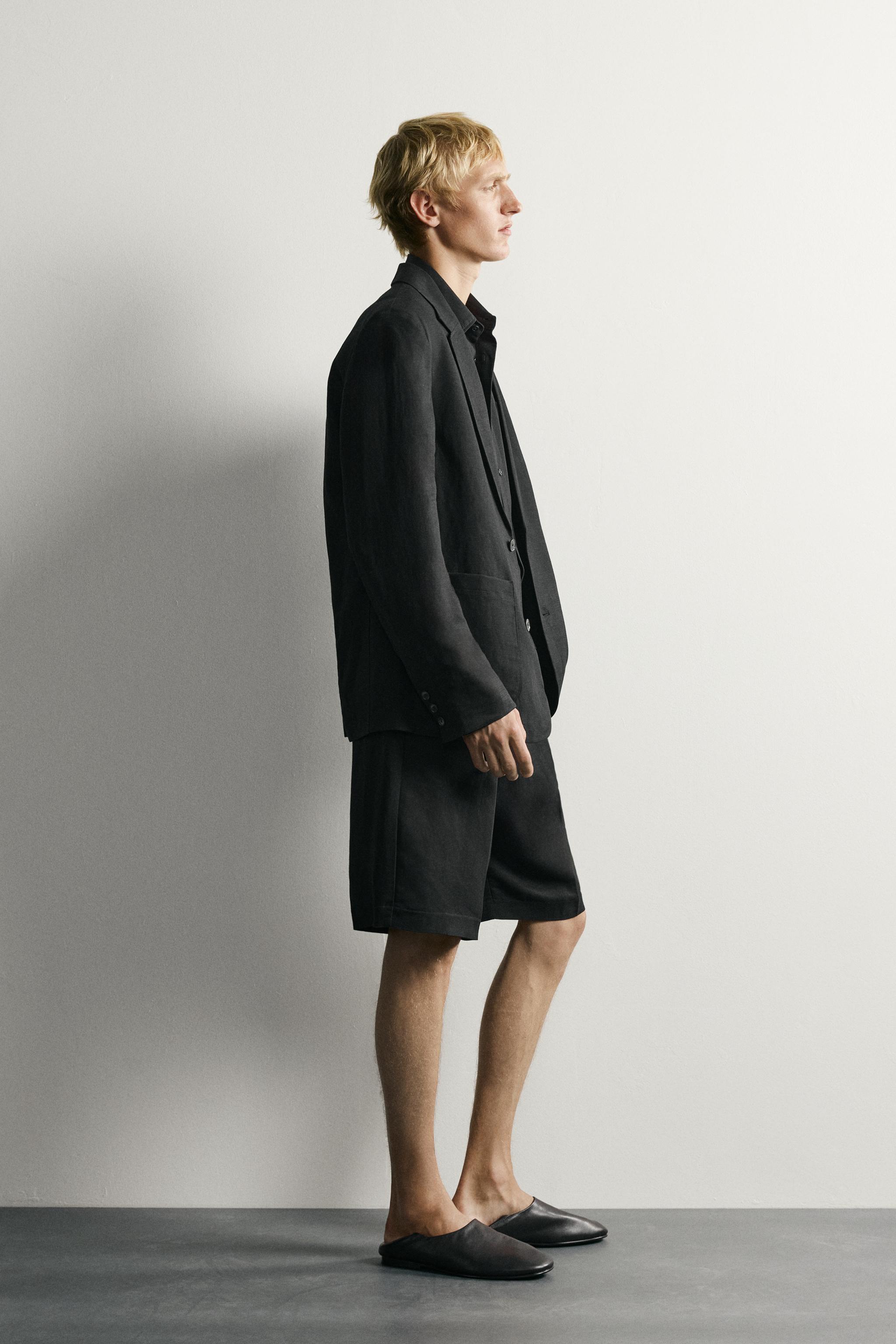 TEXTURED SUIT BLAZER